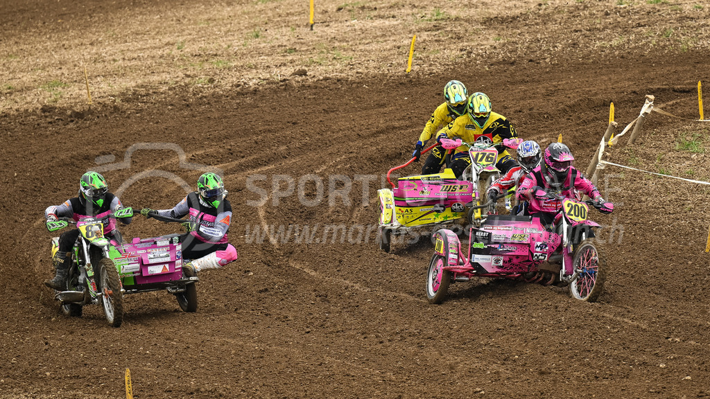 Motocross Schlatt bei Winterthur - 30. April 2023 | #200 Haberthuer Andri / Steck Rolf aus Deitingen (CH) auf Wsp Zabel, #176 Winkler Roland / Peter Daniel aus Feldkirch (AT) auf WSP Zabel 700 und #88 Ryf Michael / Ryf Raphael aus Oeschenbach (CH) auf Vmc Zabel in der Kategorie Seitenwagen am Motocross Schlatt bei Winterthur, 30. April 2023. 
Instagram: @mx_schlatt | @mc_wila | @sam_schweiz
Bild: Sportfotografie Markus Aeschimann | www.markus-aeschimann.ch - Realisiert mit Pictrs.com