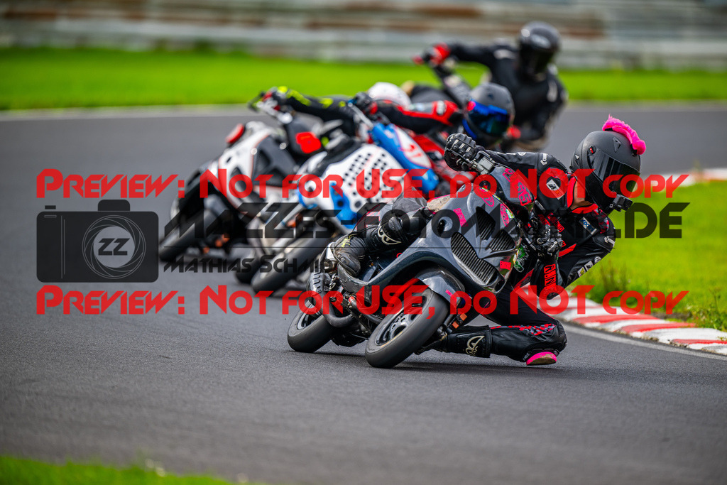 MaZZes_FotoMatrix_230827_1547 | K2