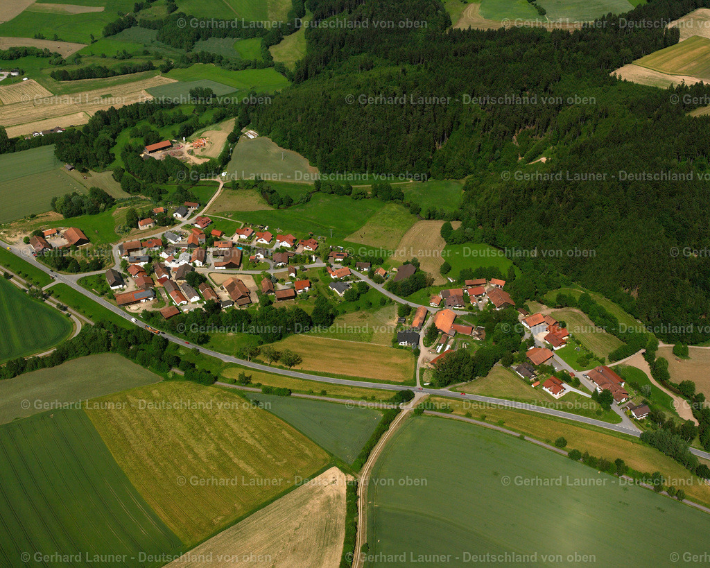 2519517 | Hofdorf, Hunderdorf