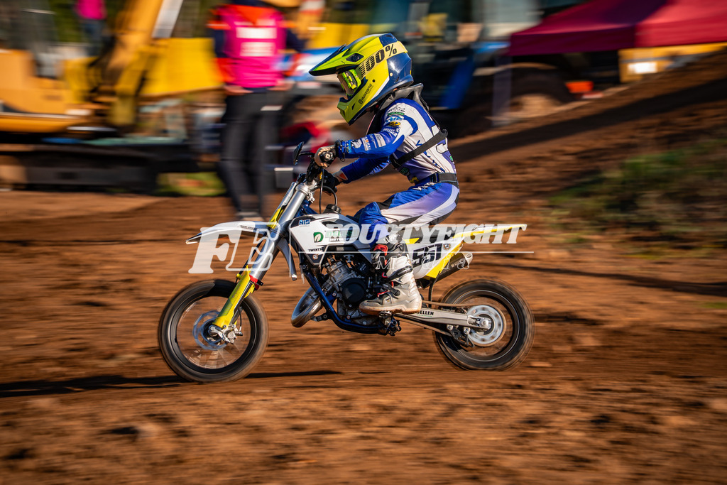 DSC06071 | fourtyeightmedia - Realisiert mit Pictrs.com