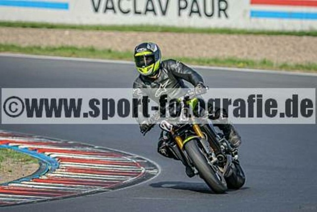 spof9627 | Professionelle Fotos von Sportveranstaltungen, aber auch Hochzeiten und anderen Events. - Realisiert mit Pictrs.com