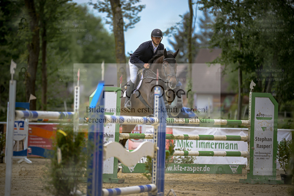 20240505-DOS_2133 | Entdecke hochwertige Reitturnierfotos von Foto Oger. Professionell, emotional und authentisch – jetzt Lieblingsmomente im Shop bestellen. - Realisiert mit Pictrs.com