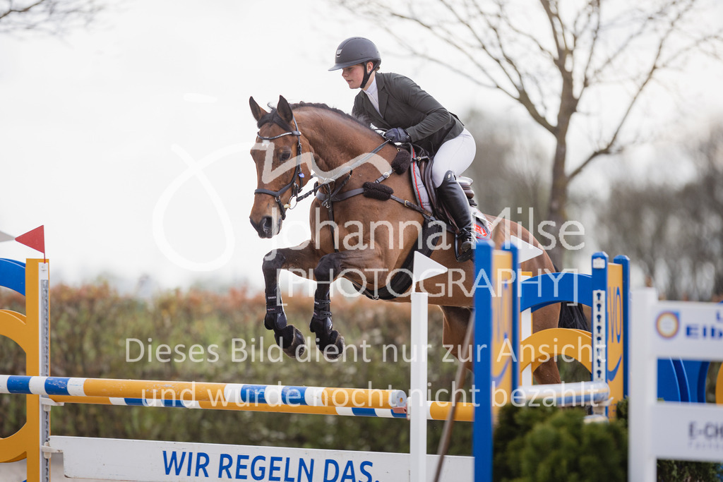 230426_HofSosath_Stil-L-549 | Deine schönsten Turniermomente als professionelle Fotos! Entdecke hochwertige Pferdesport-Fotografie im Online-Shop. Jetzt Fotos finden & bestellen!