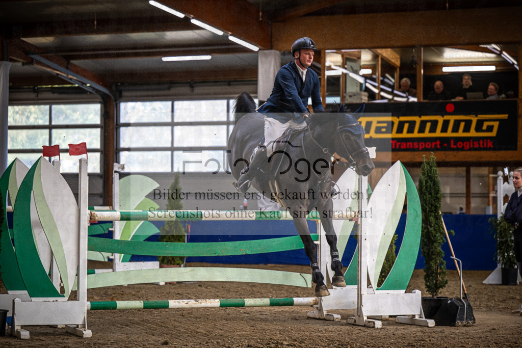 DOS_2782 | Entdecke hochwertige Reitturnierfotos von Foto Oger. Professionell, emotional und authentisch – jetzt Lieblingsmomente im Shop bestellen.Deutschlandweite Turnierfotografie. - Realisiert mit Pictrs.com