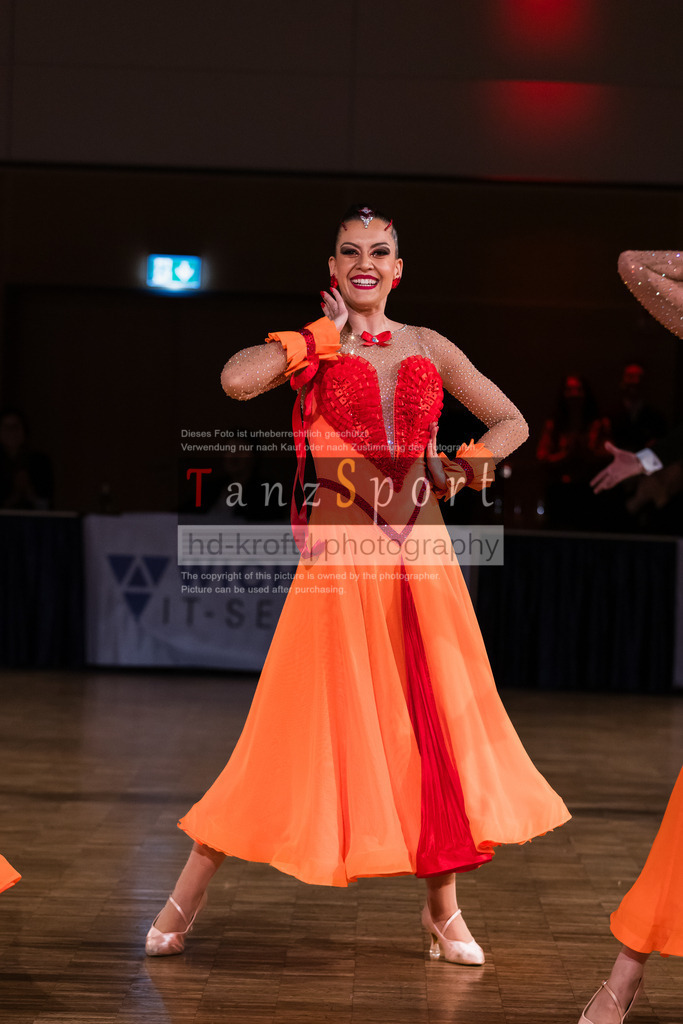 IMG_8530 | Tanzsportbilder, Standardtanz, Lateintanz, WDSF, DTV, LTVB, dancecomp, goc, hessen tanzt, blaues band der spree, walzer, tango, wiener walzer, slowfox, quickstepp, samba, rumba, cha-cha-cha, paso doble. jive, hd-kroft photography, turniertanzsport