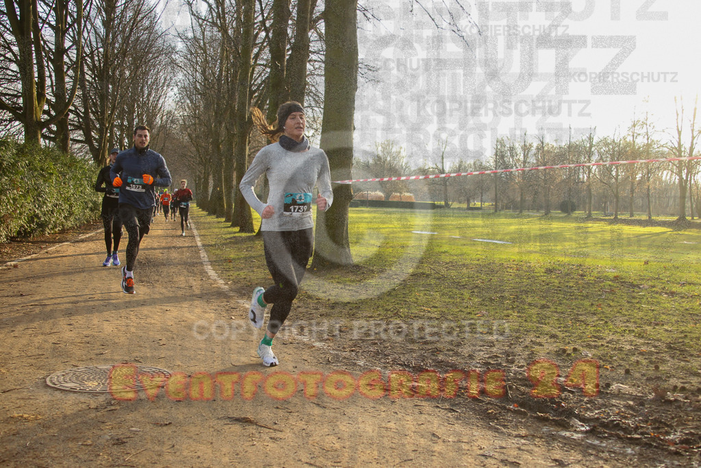 241231_1015_EV4_3595 | Sportfotografie im Rhein-Sieg Kreis, Köln, Bonn, NRW, Rheinland Pfalz, Hessen, etc. Unser Tätigkeitsfeld umfasst den Laufsport vom Volkslauf über den Marathon, Duathlon, Triathon bis zum Ultralauf wie Kölnpfad Ultra oder Schindertrail.