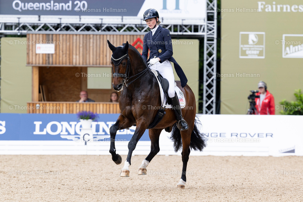 TH_407-Queensland 20-Biermann_ Kristin_29897 | Al Shiraàa Deutsches Spring- und Dressur-Derby 2025 am 30.05.25 in Hamburg, Thomas Hellmann, 407Queensland 20Biermann, Kristin