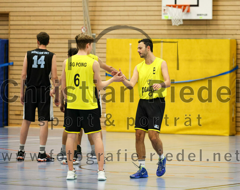 2022-12-04_031_SG_Poing_gegen_TSV_Muenchen_Ost_4 | Poing, Deutschland, 04.12.2022:
Basketball, Bezirksklasse 2021 / 2022, 8. Spieltag, SG Poing gegen TSV München Ost 4, Endergebnis: 37:65

Foto: Christian Riedel / fotografie-riedel.net