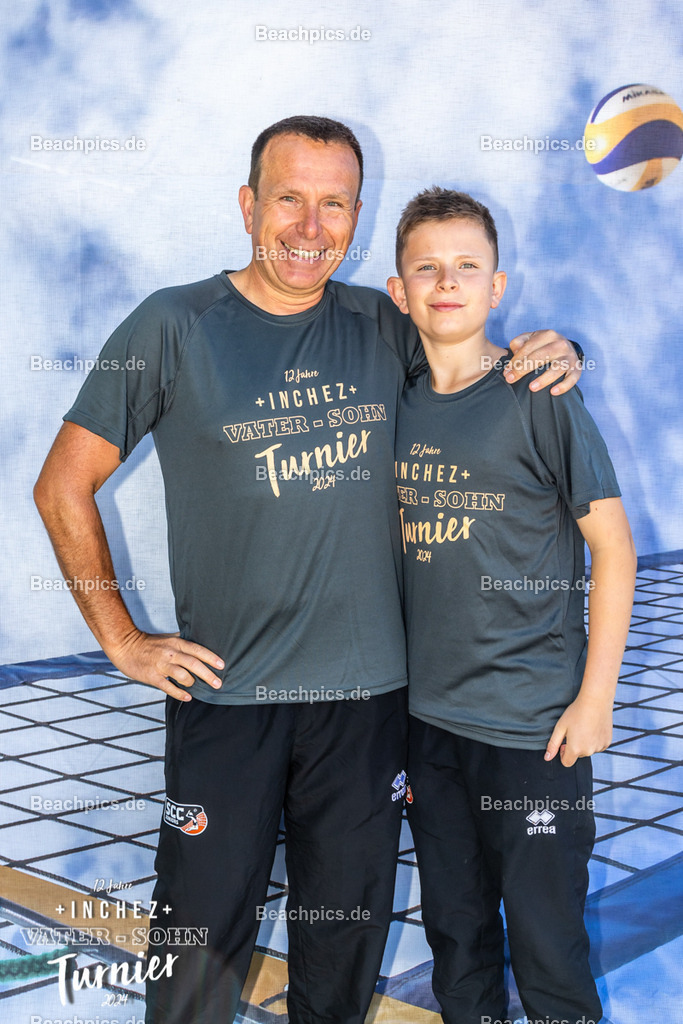 2024-00099920-Vater-Sohn-Turnier-2 | 09.05.2024; Berlin Foto: Gerold Rebsch - www.beachpics.de