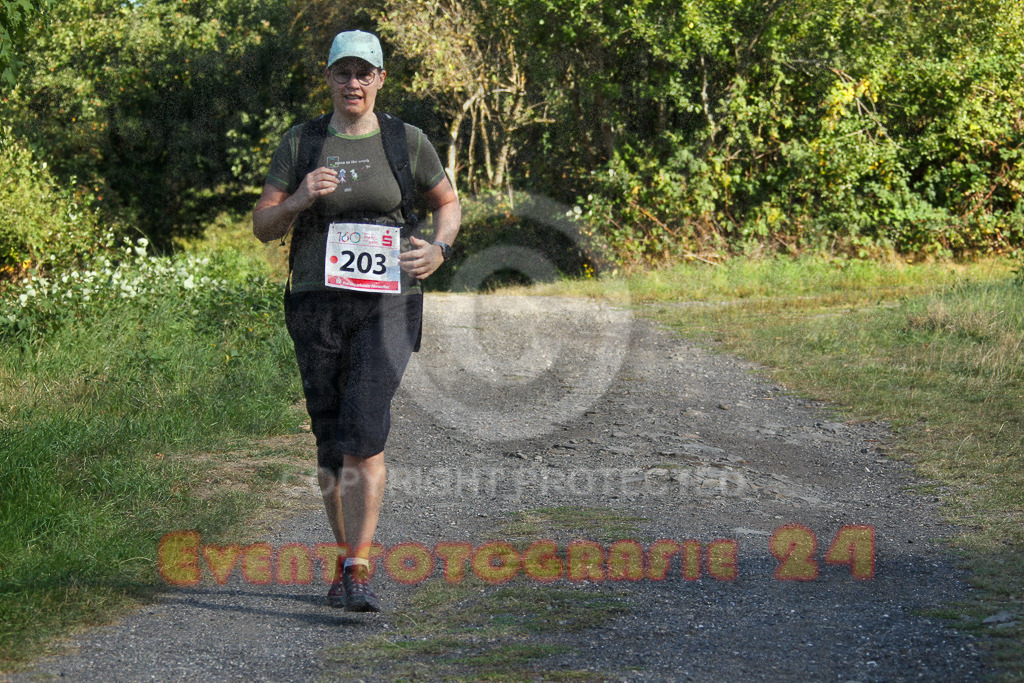 250830_1647_EV4_4697 | Sportfotografie im Rhein-Sieg Kreis, Köln, Bonn, NRW, Rheinland Pfalz, Hessen, etc. Unser Tätigkeitsfeld umfasst den Laufsport vom Volkslauf über den Marathon, Duathlon, Triathon bis zum Ultralauf wie Kölnpfad Ultra oder Schindertrail.
