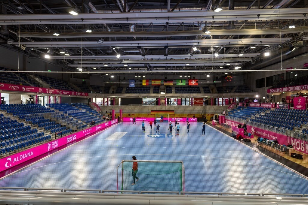 EuroHockey Indoor Championship 2026 in Heidelberg | EuroHockey Indoor Championship 2026 in Heidelberg***Innenaufnahme vom SNP-Dome einen Tag vor Beginn der Veranstaltung - Realisiert mit Pictrs.com