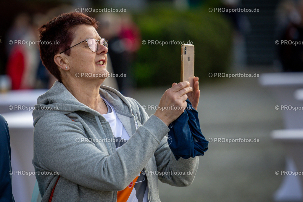 20. OBI Nachtlauf des ASV Koeln, 17.05.2023 | Koeln, 17.05.2023: Impressionen vom 20. OBI Nachtlauf des ASV Koeln rund um den Tanzbrunnen. Foto: Beautiful Sports Pressefotoagentur (www.beautiful-sports.com)