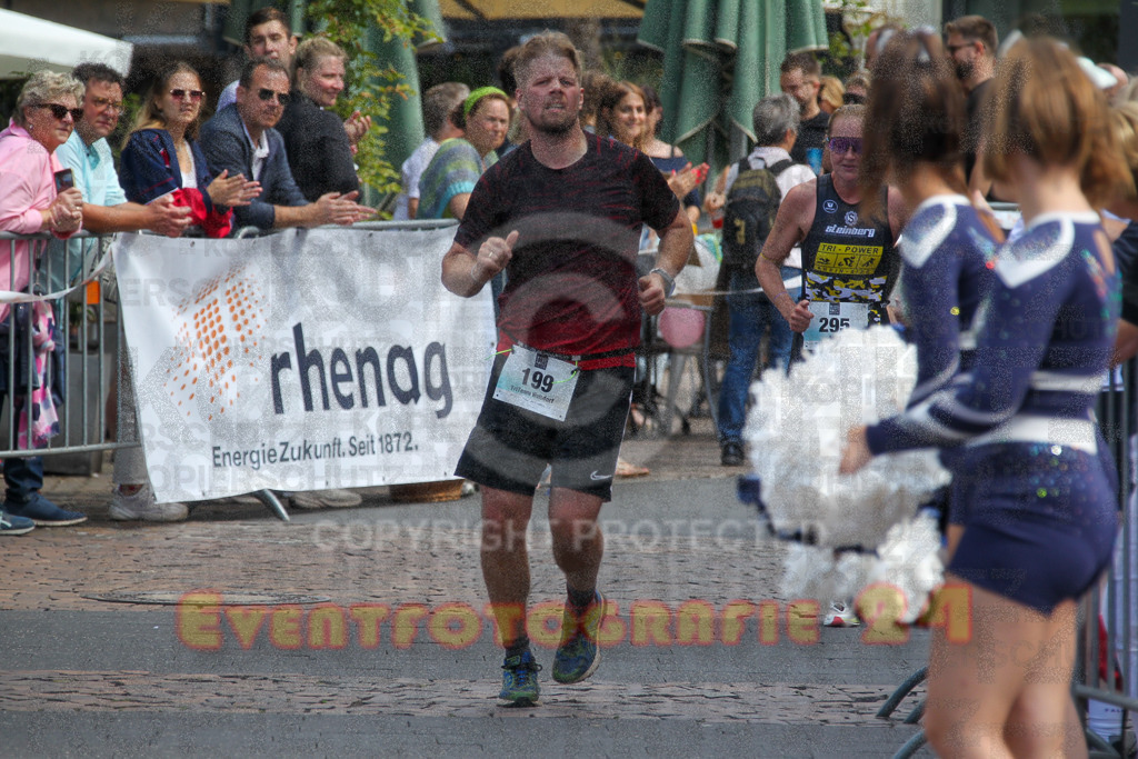 250824_1318_EV4_0086 | Sportfotografie im Rhein-Sieg Kreis, Köln, Bonn, NRW, Rheinland Pfalz, Hessen, etc. Unser Tätigkeitsfeld umfasst den Laufsport vom Volkslauf über den Marathon, Duathlon, Triathon bis zum Ultralauf wie Kölnpfad Ultra oder Schindertrail.
