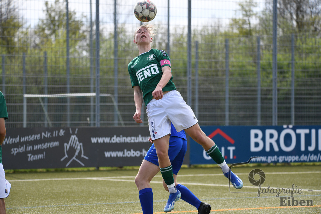 FC Rastede-VFL Oldenburg | B-Jugend Bezirksliga; FC Rastede (blau)-VFL Oldenburg (grün) am 06.04.2024; in Rastede (Sportanlage Köttersweg), Photo: Philip Eiben 2024 - Realisiert mit Pictrs.com