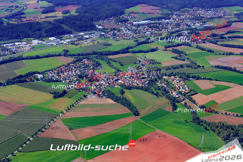Die Luftaufnahme Reitsch - Stockheim wurde 2017 mittels Flugzeug (keine Drohne) erstellt. Perfekte Schärfe und Druck- Auflösung- Garantiert!