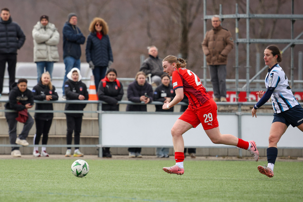 20260329-FCH-WaldebeneStuttgart_031 | 1.FC Heidenheim 1846 vs. FSV Waldebene Stuttgart, Fußball, Frauen, Oberliga, 2025/2026, 15. Spieltag, 29.03.2026 in Heidenheim, Kunstrasen b. Voith-Arena West(Foto: Michael Bulling) - Realisiert mit Pictrs.com