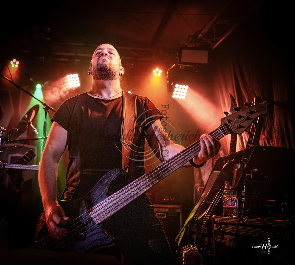 Audio Gun | Frank Herberich Fotografie, Frank Herberich, Fotografie, Hochzeit, Portrait, St. Peter Ording, Ording, Westerhever, Nordsee, Frank Fotografie, Hardheim,  Odenwald,Walldürn, Band,Eventfotografie - Realisiert mit Pictrs.com