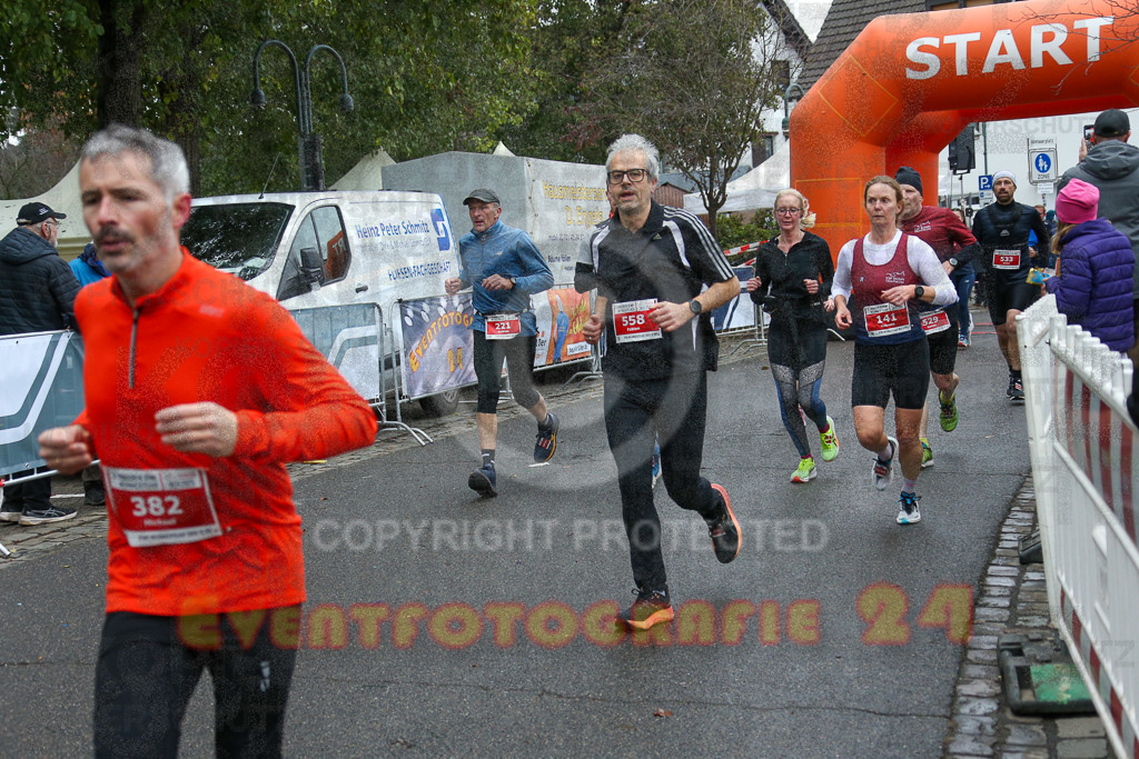 251130_1143_EX1_8426 | Sportfotografie im Rhein-Sieg Kreis, Köln, Bonn, NRW, Rheinland Pfalz, Hessen, etc. Unser Tätigkeitsfeld umfasst den Laufsport vom Volkslauf über den Marathon, Duathlon, Triathon bis zum Ultralauf wie Kölnpfad Ultra oder Schindertrail.