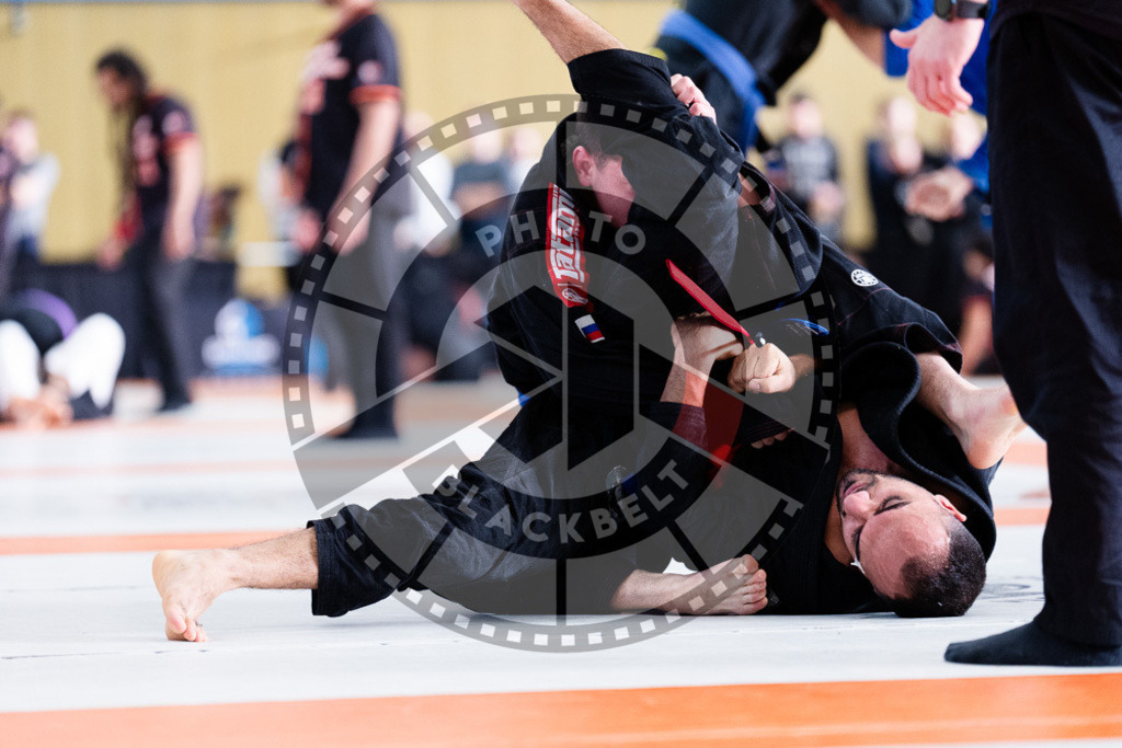 20251122PBB12036 | Athletes compete during the Grappling Industries Berlin Jiu-Jitsu and Grappling Championship, on November 22, 2025 in Berlin, Germany. © photoblackbelt