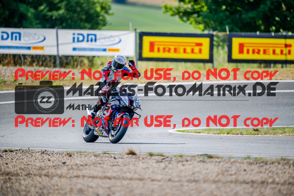 MaZZes_FotoMatrix_220722_8301 | IDM1000