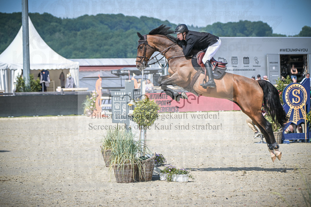 DOS_5823 | Entdecke hochwertige Reitturnierfotos von Foto Oger. Professionell, emotional und authentisch – jetzt Lieblingsmomente im Shop bestellen.Deutschlandweite Turnierfotografie. - Realisiert mit Pictrs.com