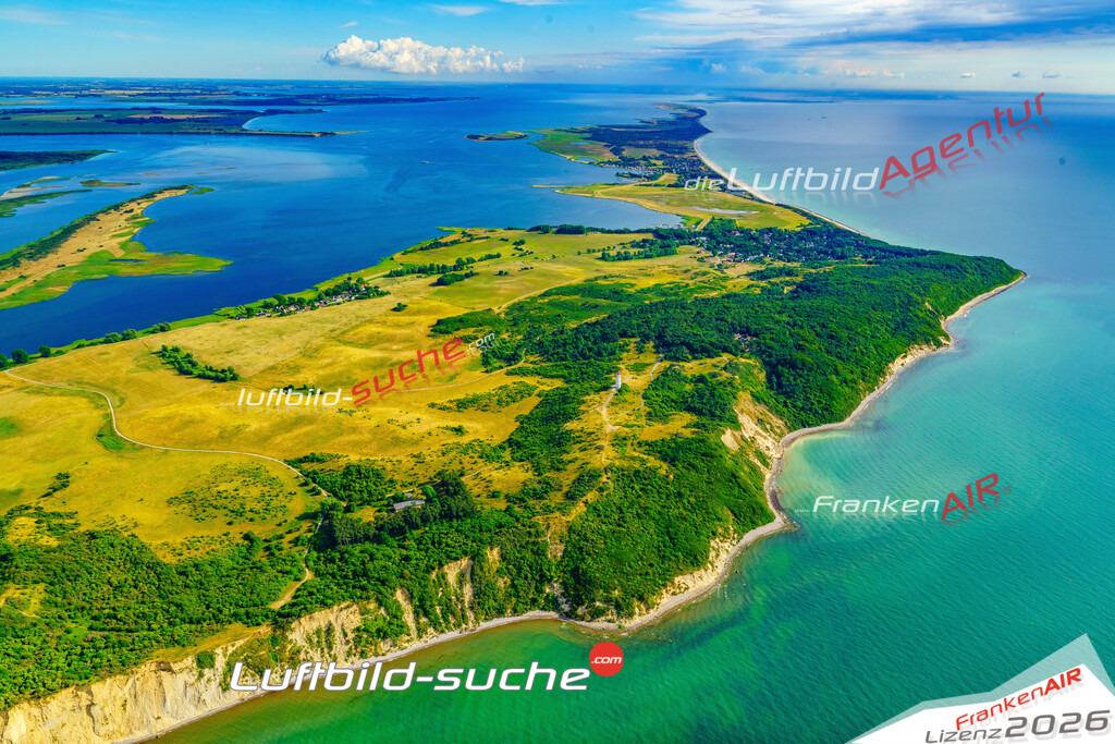 Die Luftbildaufnahme Kloster - Insel Hiddensee wurde 2018 mittels Flugzeug (keine Drohne) erstellt. Perfekte Schärfe und Druck- Auflösung- Garantiert!