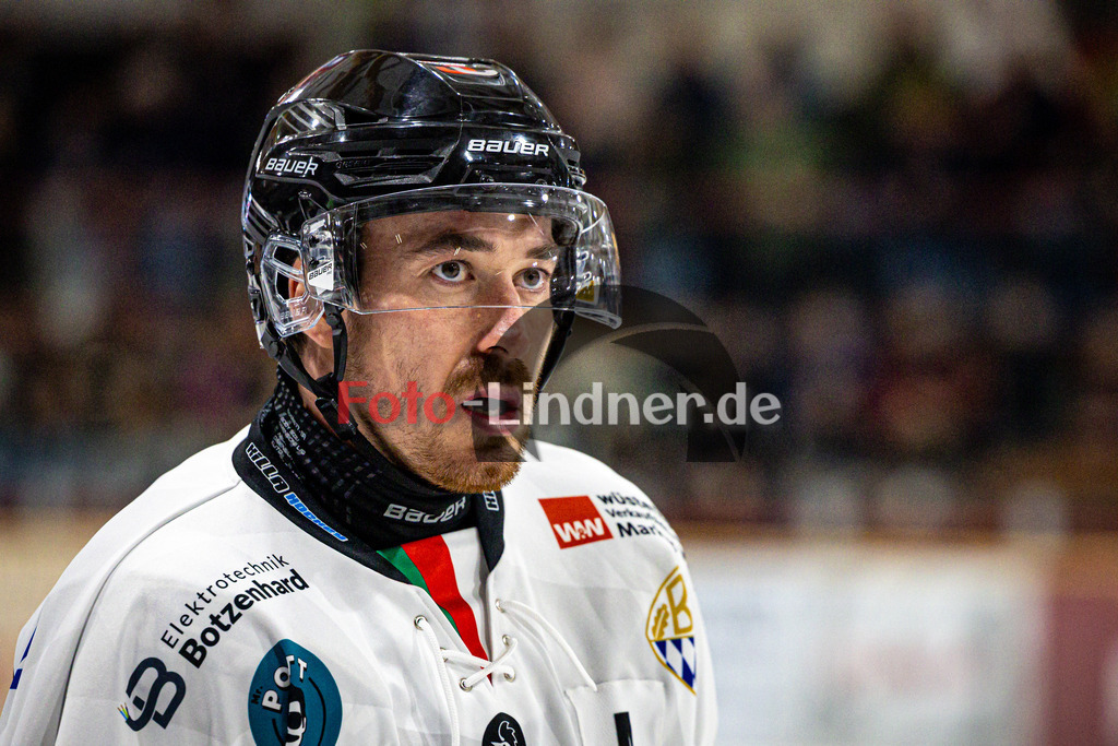 Peißenberg MINERS gegen HC Landsberg RIVER KINGS | Eishockey Bayernliga 2025/26 Vorrunde 4. Spieltag, Peißenberg MINERS gegen HC Landsberg RIVER KINGS, 20251024,Forian REICHENEDER (RIVERKINGS 72) Portrait, Freisteller,2025-10-24 in Peißenberg (flatbuy Arena Peißenberg), Forian REICHENEDER (RIVERKINGS 72)Copyright: WolfgangxLindner www.foto-lindner.de