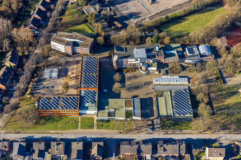 Bottrop240107455 | Luftbild, Willy Brandt-Gesamtschule, mit Solardach, Eigen, Bottrop, Ruhrgebiet, Nordrhein-Westfalen, Deutschland