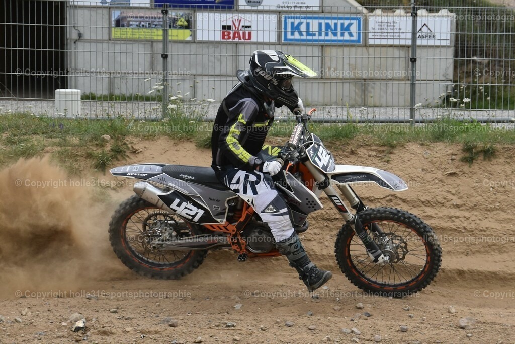 DSC_0454 (2) | Sportfotografie , Motorsport, Motoross, Reitsport, Mointainbike, Enduro,
Landschaft , Outdoor, Eventfotografie, Landschaft, Bilder online bestellen - Realisiert mit Pictrs.com