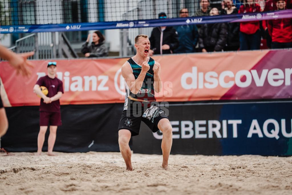 Beachvolleyball | Männer | Allianz German Beach Tour 2025 | Tourstop Bremen | 15.06.2025 | Jonas Reinhardt jubelt