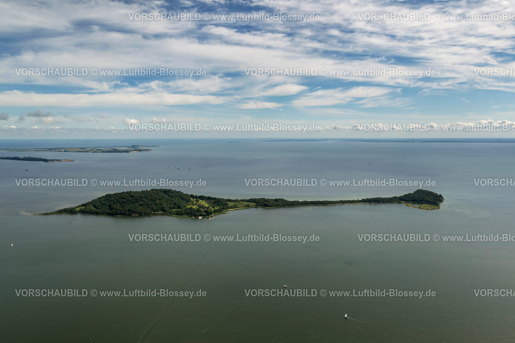 Ruegen12083371Vilm | Luftbild, Ferieninsel Vilm, Insel des ehemaligen Staatsratvorsitzenden Honnecker, Insel Vilm,  Putbus, Insel Rügen, Mecklenburg-Vorpommern, Deutschland, Europa