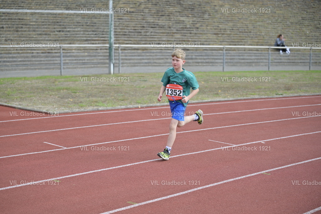 2026-08-23_Sparkassenlauf_1K5_Peter_000073 | Die Fotografen - Realisiert mit Pictrs.com