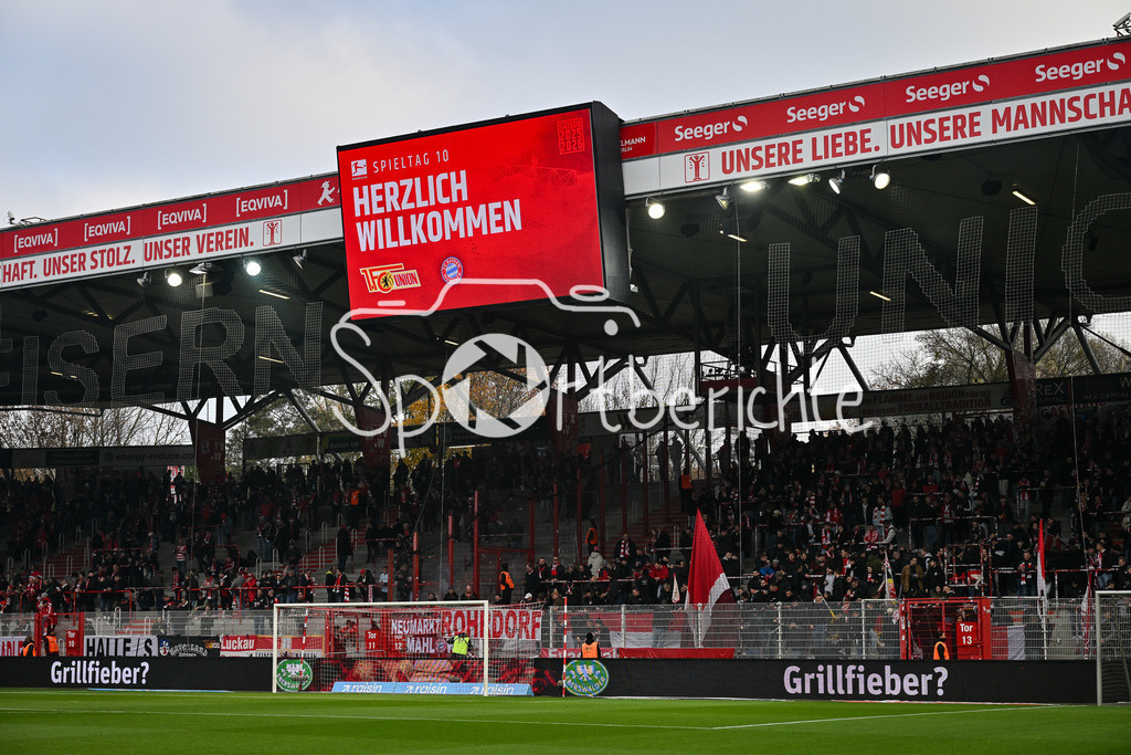 1. FC Union Berlin - FC Bayern München | Berlin, DEUTSCHLAND - 8. NOVEMBER: im Stadion an der alten Försterei findet heute die Bundesligapartie zwischen Union und den Bayern statt, Symbolbild vor dem Bundesligamatch zwischen dem 1. FC Union Berlin und dem FC Bayern München am 10. Spieltag im Stadion an der alten Försterei am 8. November 2025 in Berlin, Germany