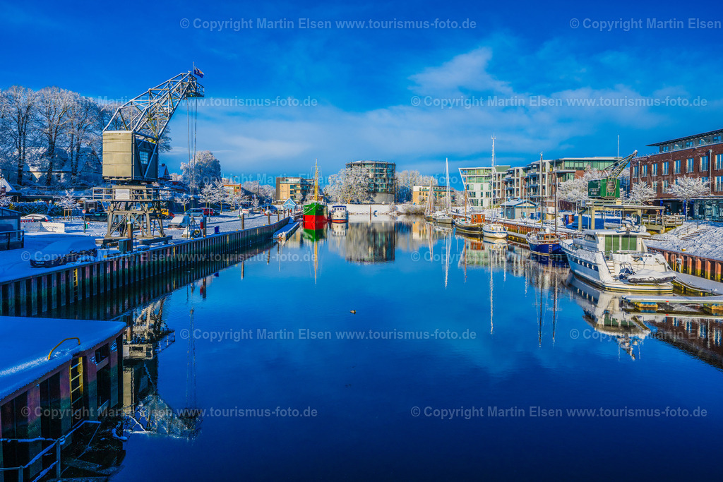 Stade Stadthafen Altstadt Winter Schnee_ELS_2294030126 | Fotos aus den Touristenorten aus Norddeutschland. - Realisiert mit Pictrs.com