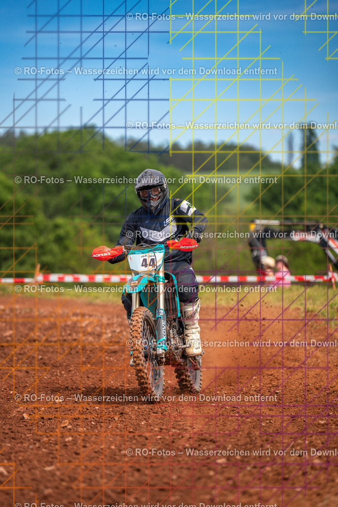 Wolfshausen 3 Lauf -498 | Sportfotografie von RO-Fotos: Motorsport, Motocross, Enduro, Laufveranstaltungen und Triathlon. Professionelle Fotos von Sportlern und Events. - Realisiert mit Pictrs.com