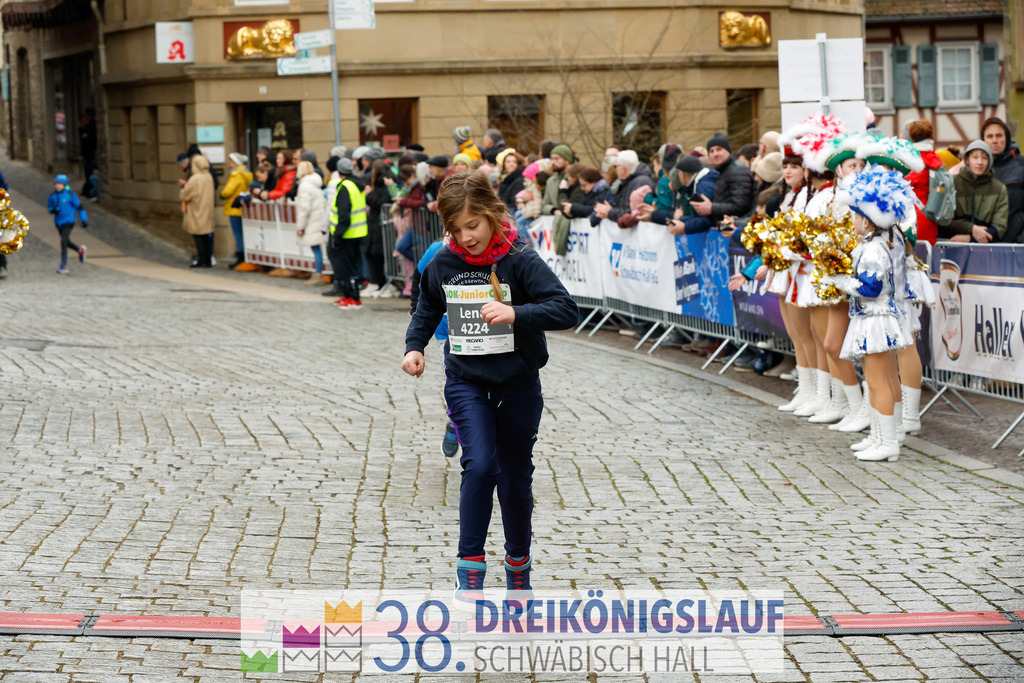 400m AOK Junior Cup | 3 Koenigslauf 2024 400m AOK Junior Cup - Realisiert mit Pictrs.com