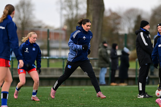 Fußball I Frauen I Saison 2025-2026 I Regionalliga Nord I 11. Spieltag I Hamburger SV U20 - Holstein Kiel I 27278 | Der Sportfotograf. - Realisiert mit Pictrs.com