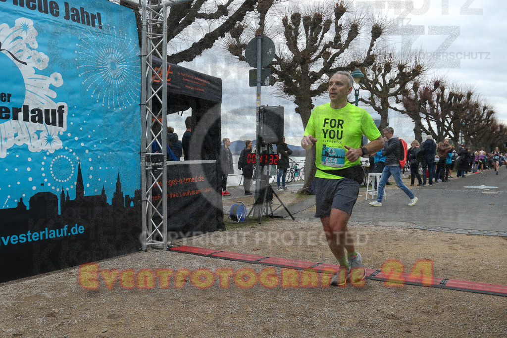 221231_1157_EV9_5101 | Sportfotografie im Rhein-Sieg Kreis, Köln, Bonn, NRW, Rheinland Pfalz, Hessen, etc. Unser Tätigkeitsfeld umfasst den Laufsport vom Volkslauf über den Marathon, Duathlon, Triathon bis zum Ultralauf wie Kölnpfad Ultra oder Schindertrail.