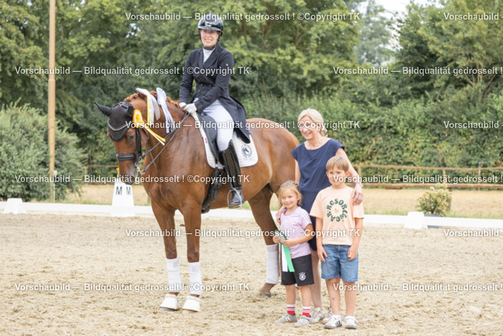 _D5A4097 | Emotionale Pferde- & People-Fotografie rund um Heidelberg, Leimen & Umgebung. Natürliche Fotos von Pferd, Mensch & Familie. Jetzt Termin sichern!