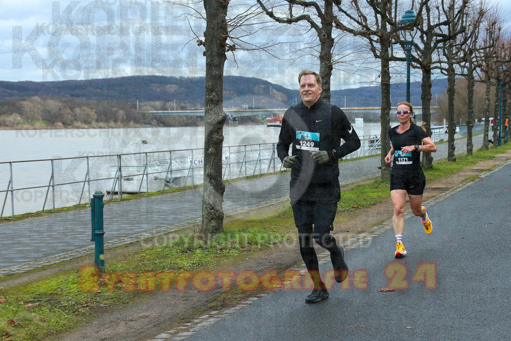 221231_1021_EX1_6714 | Sportfotografie im Rhein-Sieg Kreis, Köln, Bonn, NRW, Rheinland Pfalz, Hessen, etc. Unser Tätigkeitsfeld umfasst den Laufsport vom Volkslauf über den Marathon, Duathlon, Triathon bis zum Ultralauf wie Kölnpfad Ultra oder Schindertrail.