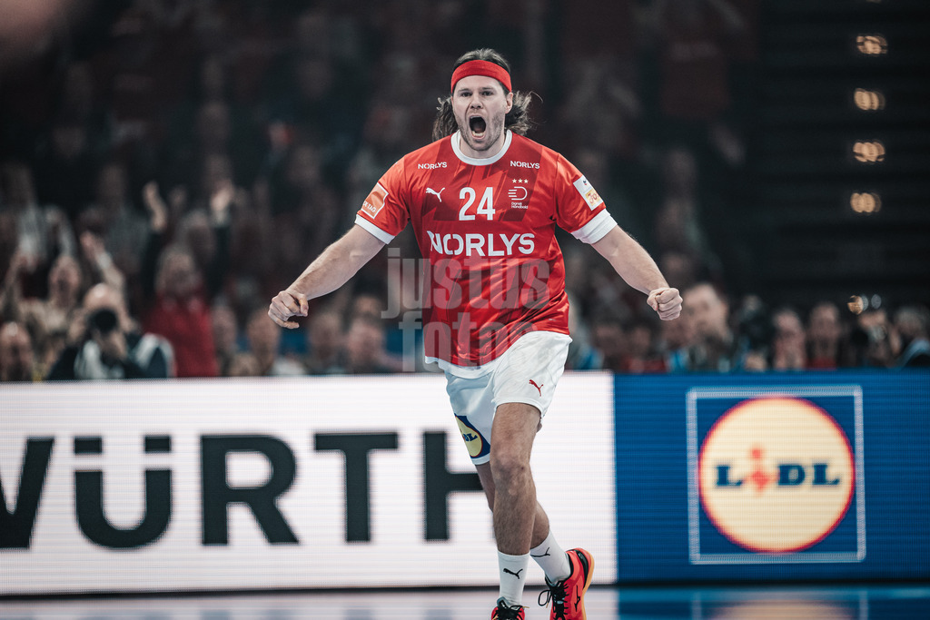 Handball | Herren | EHF EURO 2024 | European Championshop Men 2024 Final Tournament | Dänemark vs. Schweden | 19.01.2024 | Mikkel Hansen (#24, Dänemark, DEN) jubelt