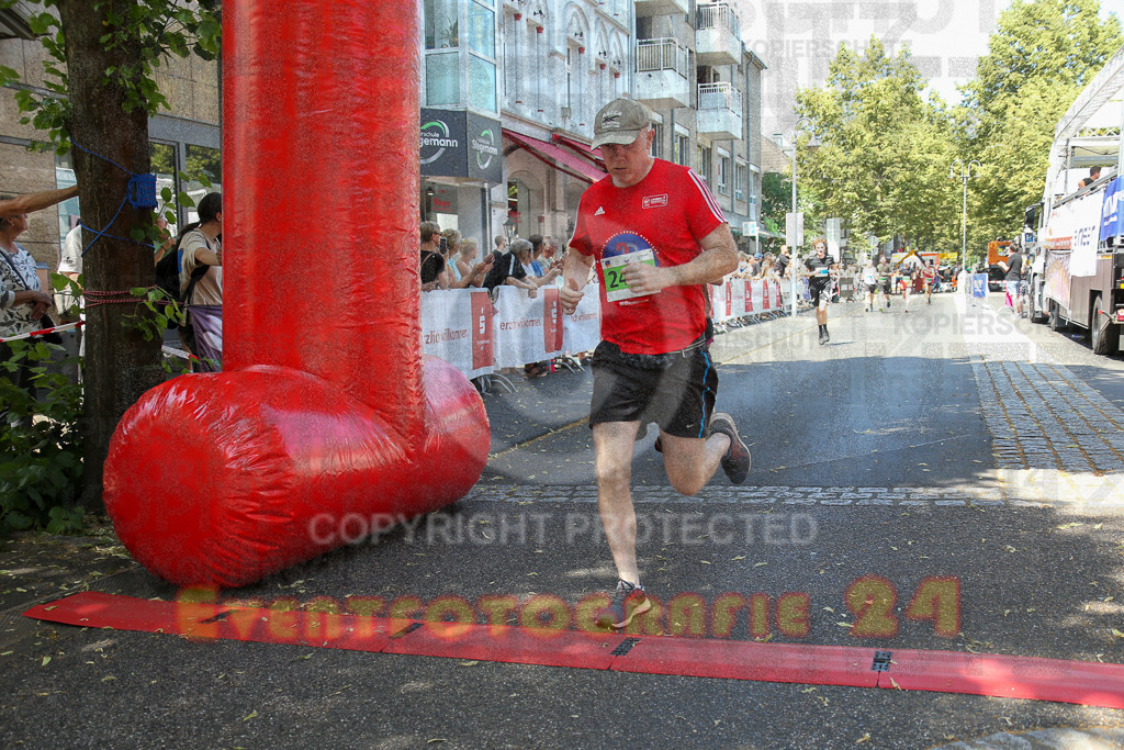 250621_1202_EX1_4685 | Sportfotografie im Rhein-Sieg Kreis, Köln, Bonn, NRW, Rheinland Pfalz, Hessen, etc. Unser Tätigkeitsfeld umfasst den Laufsport vom Volkslauf über den Marathon, Duathlon, Triathon bis zum Ultralauf wie Kölnpfad Ultra oder Schindertrail.