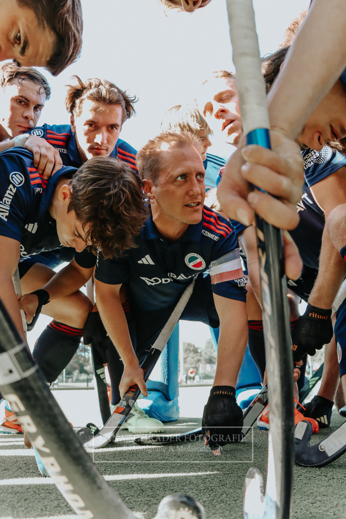 Herren_Bundesliga_06_DCADA-MHC_28.09.25_Hamburg (62 von 417) | lanaschraderfotografie - Realisiert mit Pictrs.com