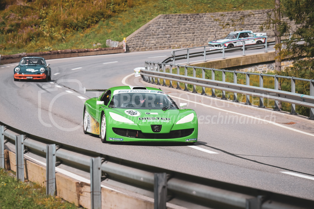 21. Arosa ClassicCar 2025 - 7. =September= 2025 | Andreas Huschka aus Waiblingen (GER) in einem Sbarro Spyder aus dem Jahre 1970 mit Startnummer 609 am Arosa ClassicCar 2025 in der Kategorie Demo..@arosaclassiccar, @arosa.official, #arosaclassiccar, #arosa, #76curves, #classiccarBild: Sportfotografie Markus Aeschimann | www.markus-aeschimann.ch - Realisiert mit Pictrs.com