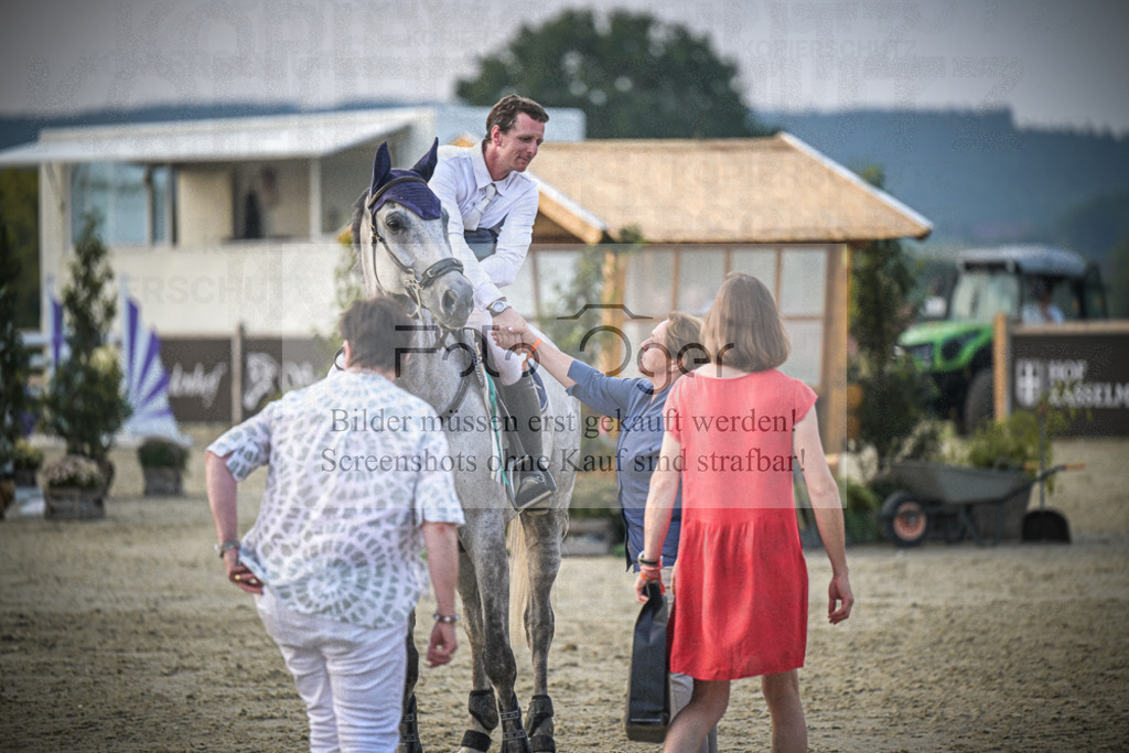 DOS_0317 | Entdecke hochwertige Reitturnierfotos von Foto Oger. Professionell, emotional und authentisch – jetzt Lieblingsmomente im Shop bestellen.Deutschlandweite Turnierfotografie. - Realisiert mit Pictrs.com