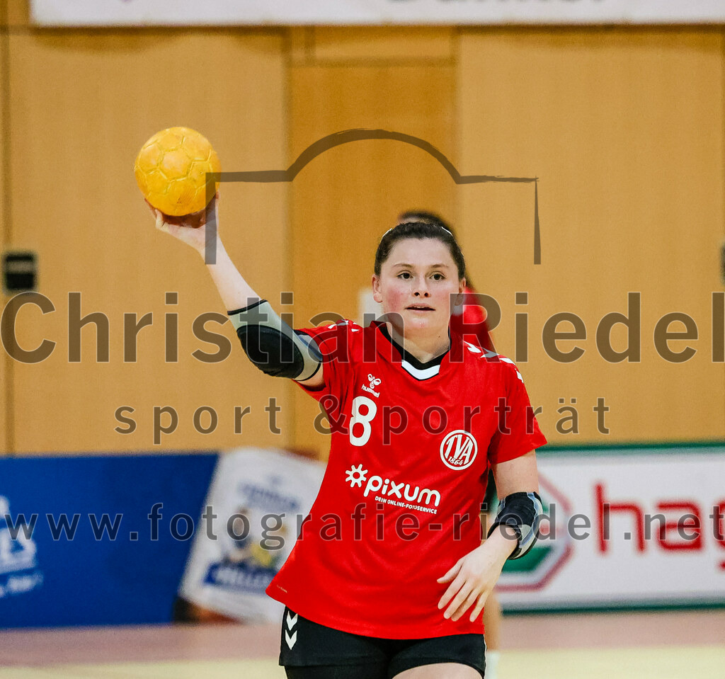 2024-01-27_062_SpVgg_Altenerding_II_gegen_TV_Altoetting_II | Erding, Deutschland, 27.01.2024:
Handball, Bezirksliga Frauen Altbayern 2023 / 2024, 10. Spieltag, SpVgg Altenerding II gegen TV Altötting II, Endergebnis: 17:29

Lisa Hofer (TV Altötting, #8)

Foto: Christian Riedel / fotografie-riedel.net