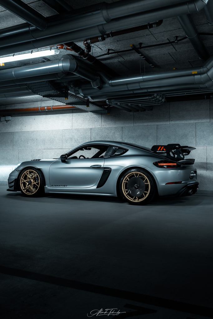 718 Cayman GT4 RS Manthey | Entdecken Sie die faszinierende Welt von Alexander Tschuncky Arts: Kreative Fotografie, atemberaubende Automobilkunst und hochwertiger Bilderdruck. Lassen Sie sich inspirieren! - Realisiert mit Pictrs.com
