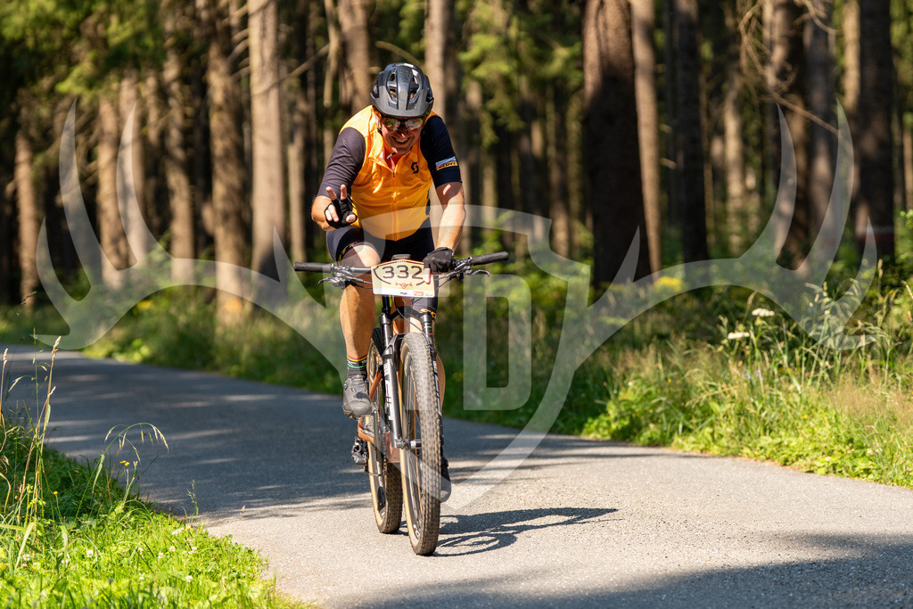 _DSC7532 | Fotogalerie der Treibjagd im Dunkelwald - Dein MTB Etappenrennen im Erzgebirge - Realisiert mit Pictrs.com