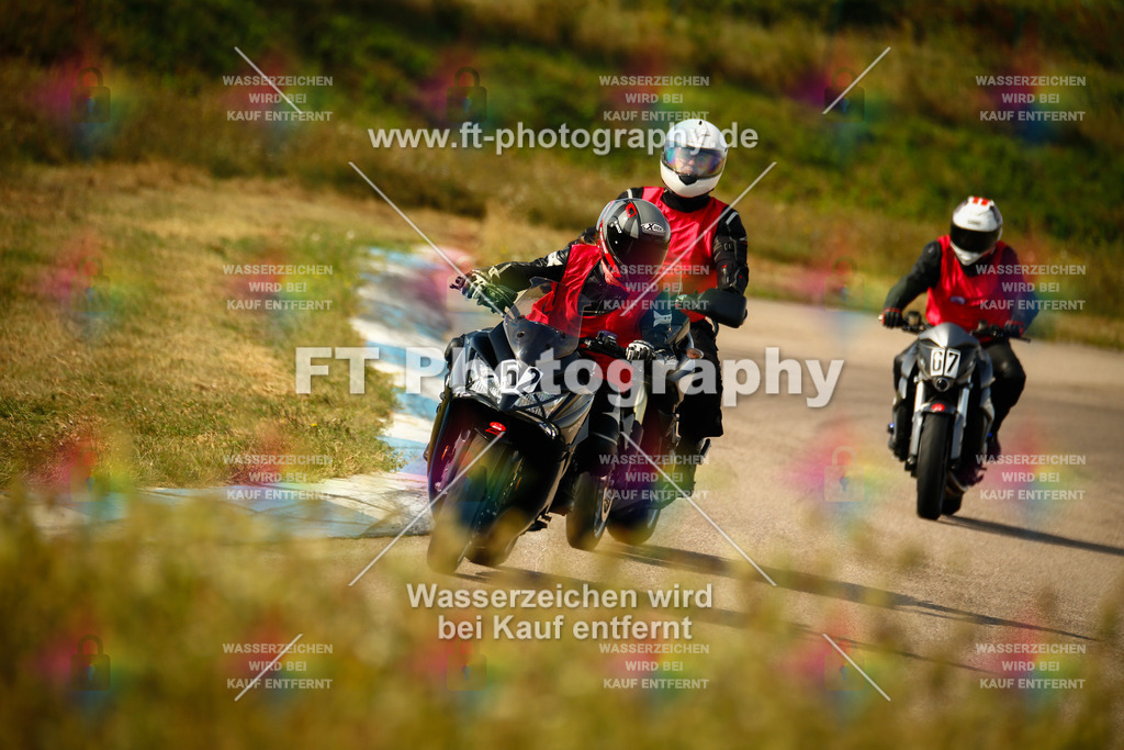 _MOT6553 | Hier findet Ihr Bilder von Touristenfahrten auf der Nürburgring Nordschleife oder von anderen Veranstaltungen die ich besucht habe. Viel Spass beim Durch Schauen 