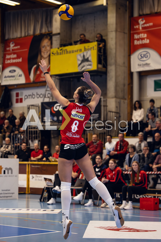 Volleyball I Frauen I Saison 2025-2026 I Volleyball NLA | Women I Round 14 I VC Kanti Schaffhausen - NLZ Volleyball Academy Zürich I 16.01.2026 | VC Kanti Schaffhausen - 8 Lina-Marie Lieb (DE) – Aussen - Realisiert mit Pictrs.com